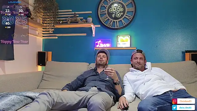 braqueuemar83 online show from 11, 1, 2025