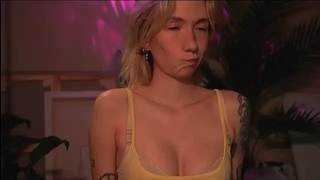 Arianna Richi online show from 15, 10, 2025