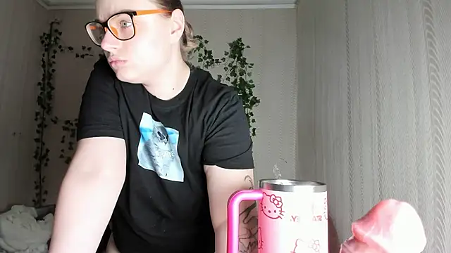 Snapshot of Seductive_She_Wolf chatting on 9, 9, 2025 Seductive She Wolf online show from 9, 9, 2025