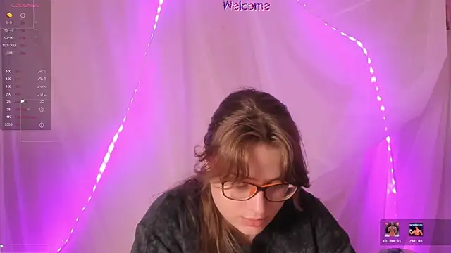 Snapshot of Seductive_She_Wolf chatting on 8, 7, 2026 Seductive She Wolf online show from 8, 7, 2026