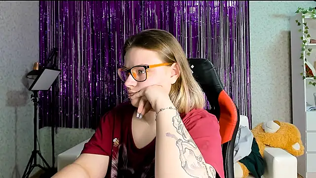 Snapshot of Seductive_She_Wolf chatting on 20, 3, 2025 Seductive She Wolf online show from 20, 3, 2025