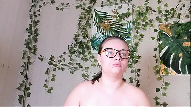 Snapshot of Seductive_She_Wolf chatting on 23, 11, 2025 Seductive She Wolf online show from 23, 11, 2025