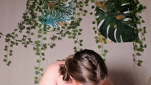 Snapshot of Seductive_She_Wolf chatting on 28, 10, 2025 Seductive She Wolf online show from 28, 10, 2025