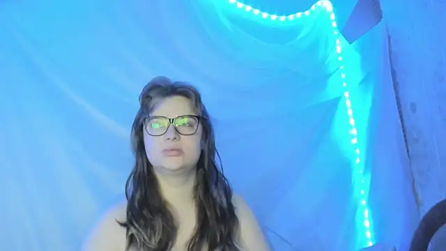 Seductive She Wolf online show from 17, 5, 2026