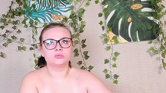 Snapshot of Seductive_She_Wolf chatting on 6, 10, 2025 Seductive She Wolf online show from 6, 10, 2025