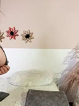 marianeporter   online show from 11, 3, 2025