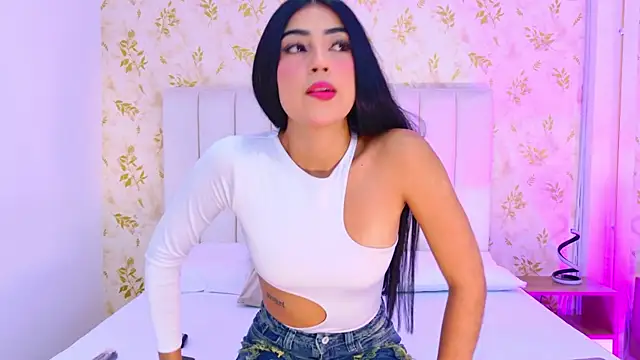 Mia-Monroe online show from 12, 11, 2025