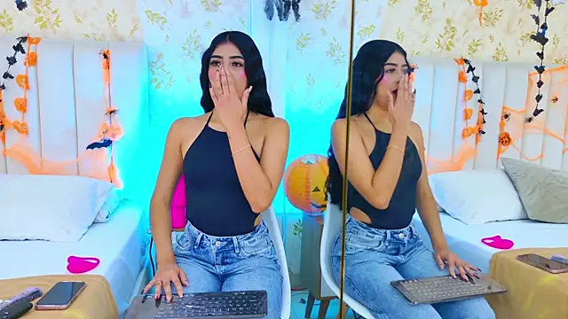 Mia-Monroe online show from 1, 11, 2025