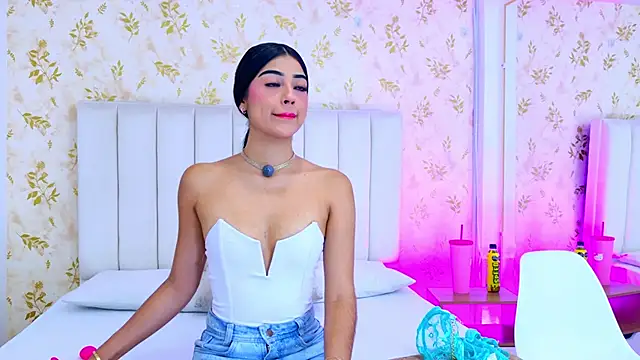 Mia-Monroe online show from 11, 1, 2026