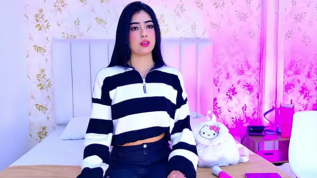 Mia-Monroe online show from 16, 11, 2025