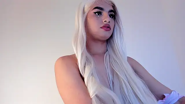 Sophia Cambpell online show from 14, 4, 2026