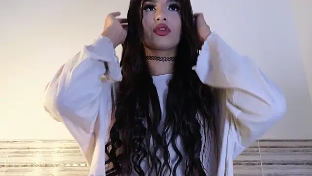 Sophia Cambpell online show from 27, 11, 2025