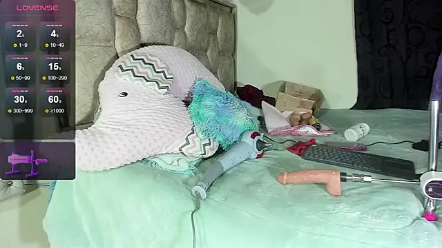 alanaanddaphne online show from 10, 3, 2026