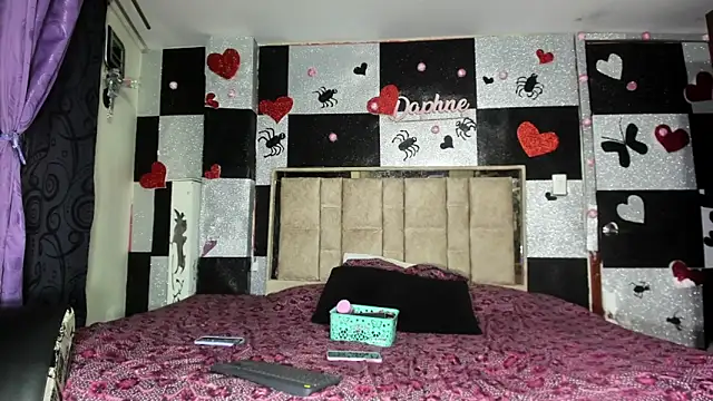 alanaanddaphne online show from 28, 11, 2025