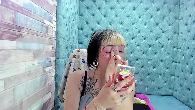 Samantha Smiith online show from 9, 1, 2026