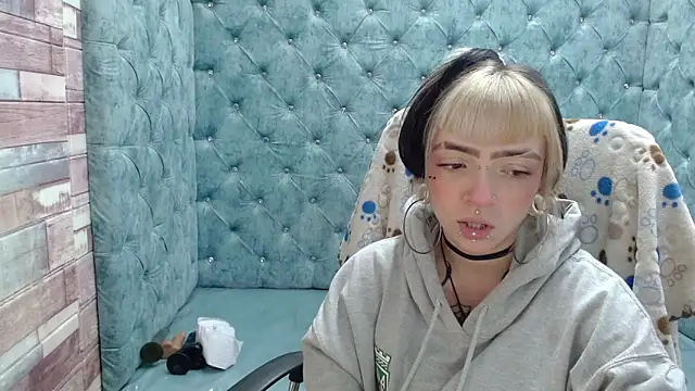 Samantha Smiith online show from 7, 10, 2025