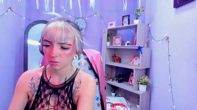 Samantha Smiith online show from 17, 3, 2026