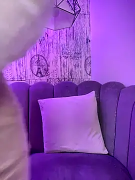 AbyThompson online show from 3, 10, 2025