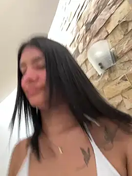 LaurenRodriiguez online show from 27, 4, 2026