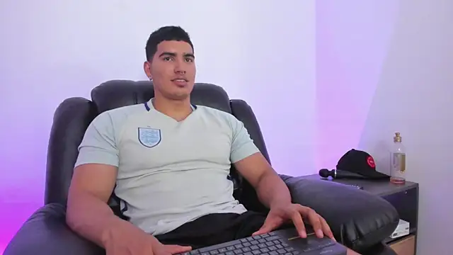 JamesGraay online show from 26, 1, 2025