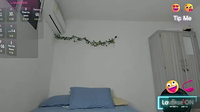 ashley lemus online show from 10, 9, 2025