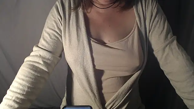 1BECHA1 online show from 1, 10, 2025