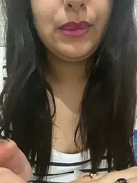 Snapshot of yassminsexy22 chatting on 27, 1, 2025 yassminsexy22 online show from 27, 1, 2025