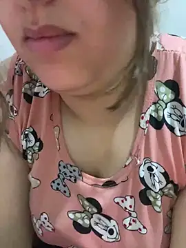 Snapshot of yassminsexy22 chatting on 15, 2, 2026 yassminsexy22 online show from 15, 2, 2026