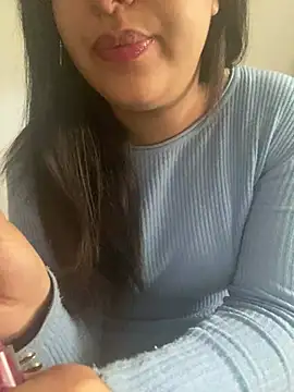 Snapshot of yassminsexy22 chatting on 10, 2, 2025 yassminsexy22 online show from 10, 2, 2025