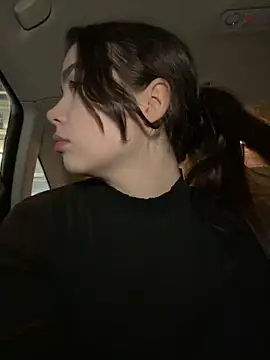 pantyless online show from 6, 12, 2024