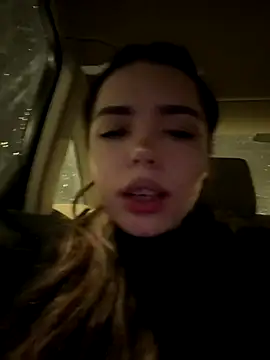 pantyless online show from 25, 10, 2025