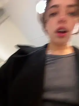 pantyless online show from 22, 9, 2025