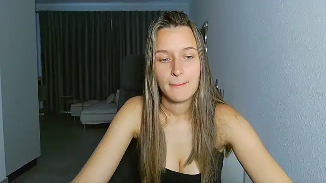 Submissive love online show from 13, 10, 2025