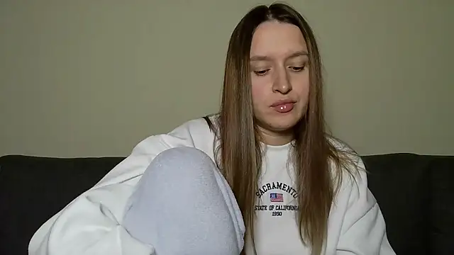 Submissive love online show from 7, 2, 2025