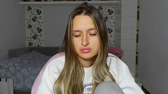 Submissive love online show from 27, 11, 2025