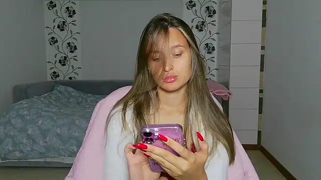 Submissive love online show from 8, 11, 2025