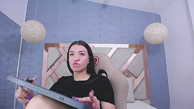 charlotte colee online show from 7, 12, 2024