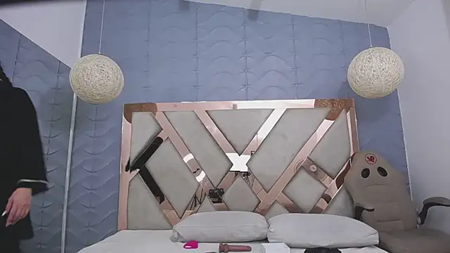 charlotte colee online show from 3, 12, 2024