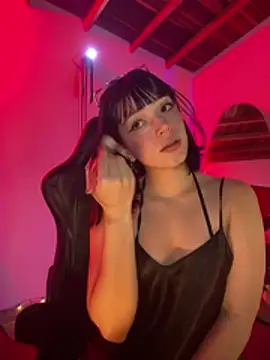 sweeet peach online show from 14, 6, 2026