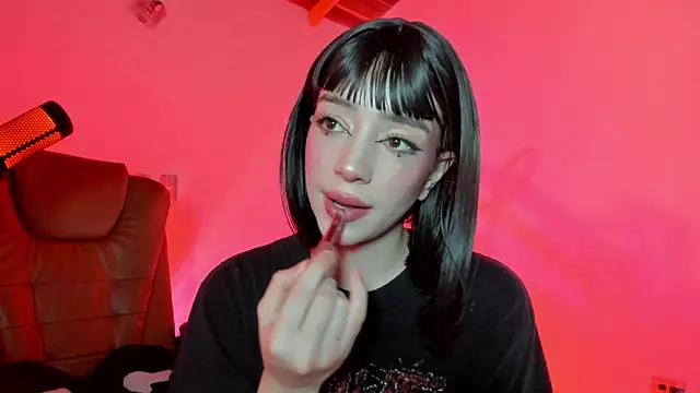 sweeet peach online show from 22, 12, 2025