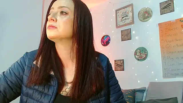 catalinamommyx online show from 8, 2, 2026