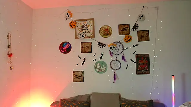 catalinamommyx online show from 1, 11, 2025