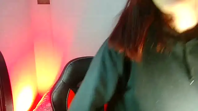 catalinamommyx online show from 21, 9, 2025