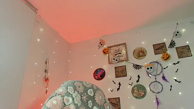 catalinamommyx online show from 31, 10, 2025