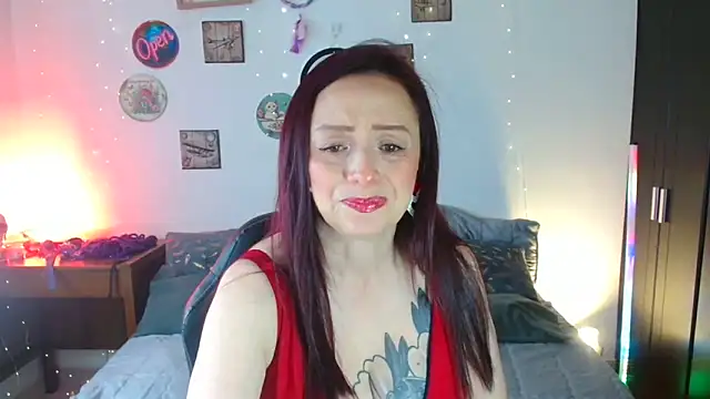 catalinamommyx online show from 17, 5, 2026