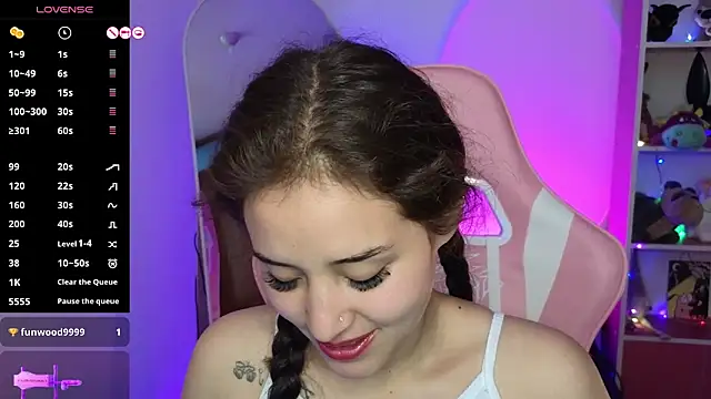 Snapshot of redbarbiedollx chatting on 26, 9, 2025 redbarbiedollx online show from 26, 9, 2025