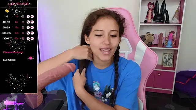 Snapshot of redbarbiedollx chatting on 13, 2, 2025 redbarbiedollx online show from 13, 2, 2025