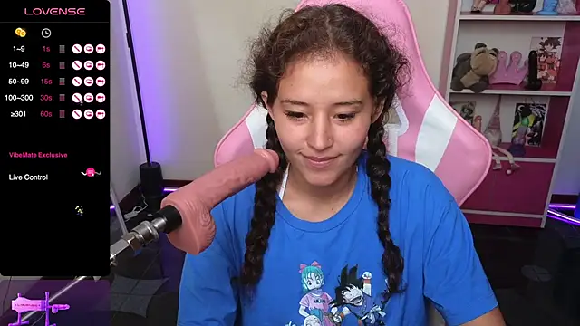 Snapshot of redbarbiedollx chatting on 8, 3, 2025 redbarbiedollx online show from 8, 3, 2025