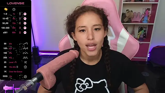 Snapshot of redbarbiedollx chatting on 1, 3, 2025 redbarbiedollx online show from 1, 3, 2025