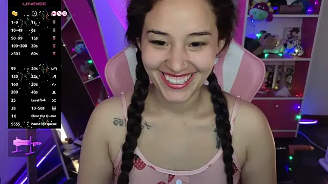 Snapshot of redbarbiedollx chatting on 19, 9, 2025 redbarbiedollx online show from 19, 9, 2025